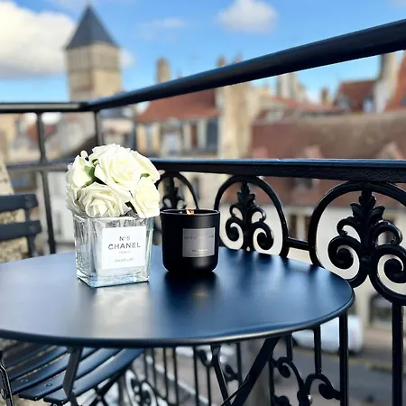 Lägenhet La Spacieuse - Avec Balcon - Coeur De Dijon