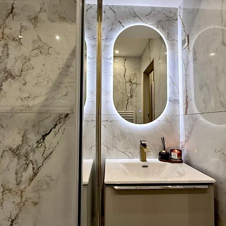 Apartament La Spacieuse - Avec Balcon - Coeur De *