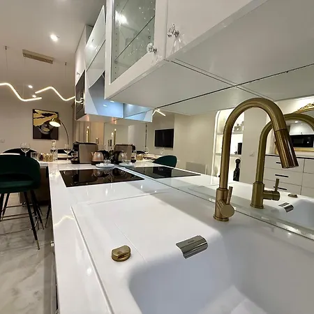 Apartament La Spacieuse - Avec Balcon - Coeur De